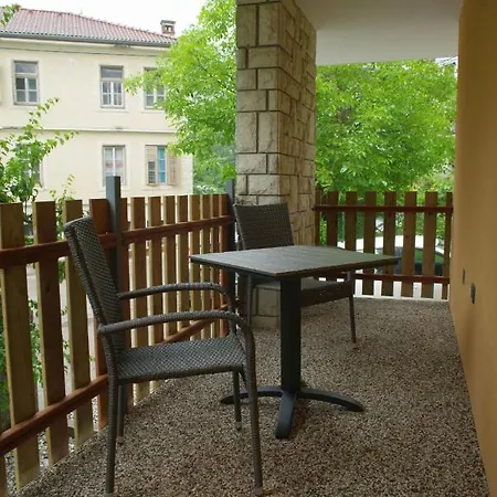 Riverside Apartment *